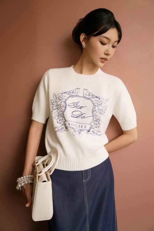 Sixdo White Birds Blossom Knit Blouse